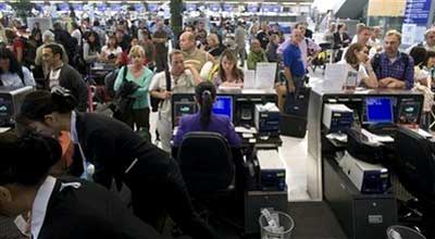 Thái Lan bỏ tình trạng khẩn cấp ở hai sân bay Bangkok 